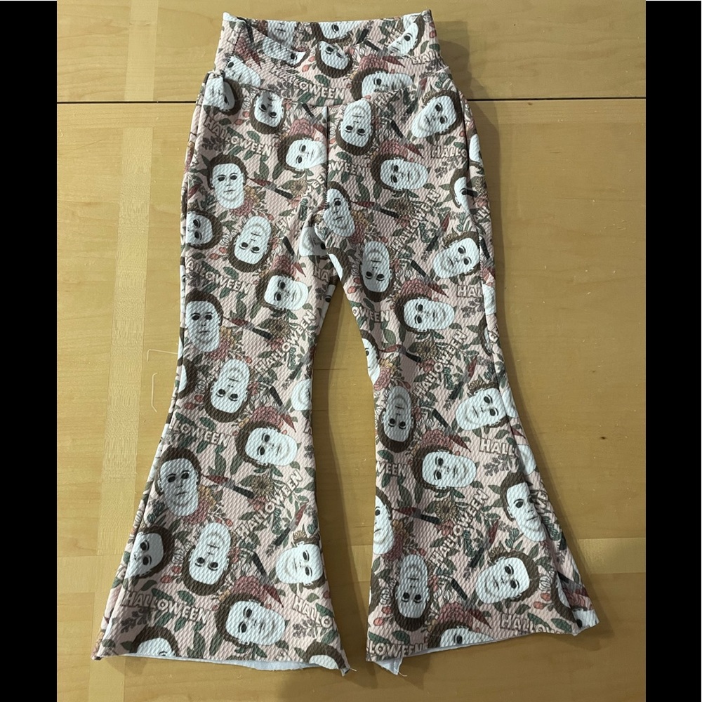 Michael Meyers, Halloween bell bottoms